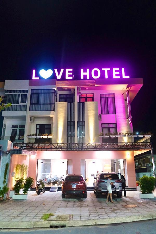 Love Hotel Rạch Giá Exterior photo